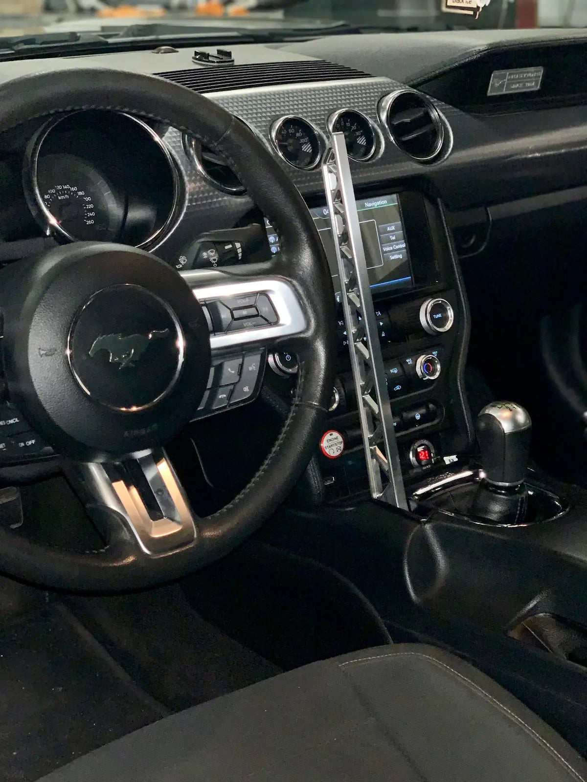 15-22 Mustang Handbrake Mount Kit